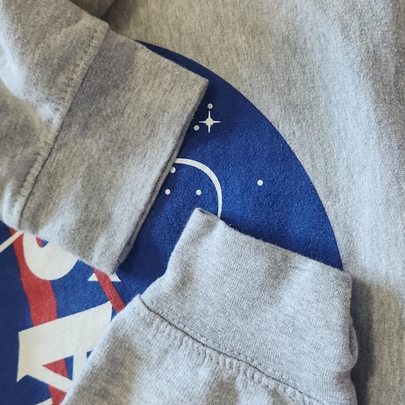 Cropped NASA Hoodie, Medium - Picture 7 of 7